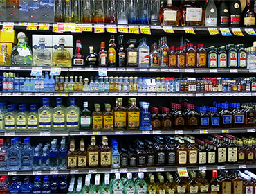 Liquor Store Shelving, Liquor Store Shelving, DisplayMax Retail Services