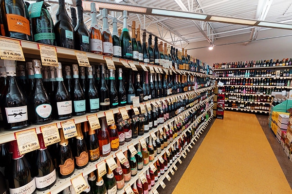 Liquor Store Setup- A retail display of Lozier Gondolas, designed and installed by DisplayMax team.