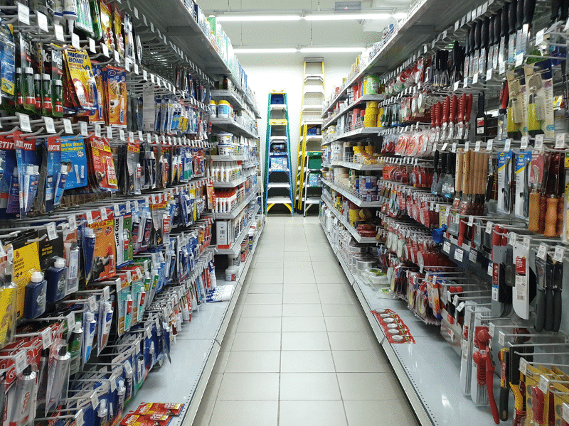 Convenience Store Setup — store fixtures designed and installed by the DisplayMax team.